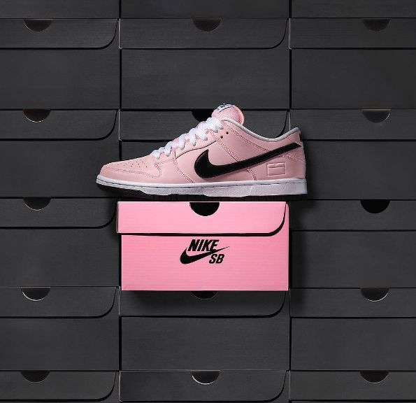 dunk-pink-box